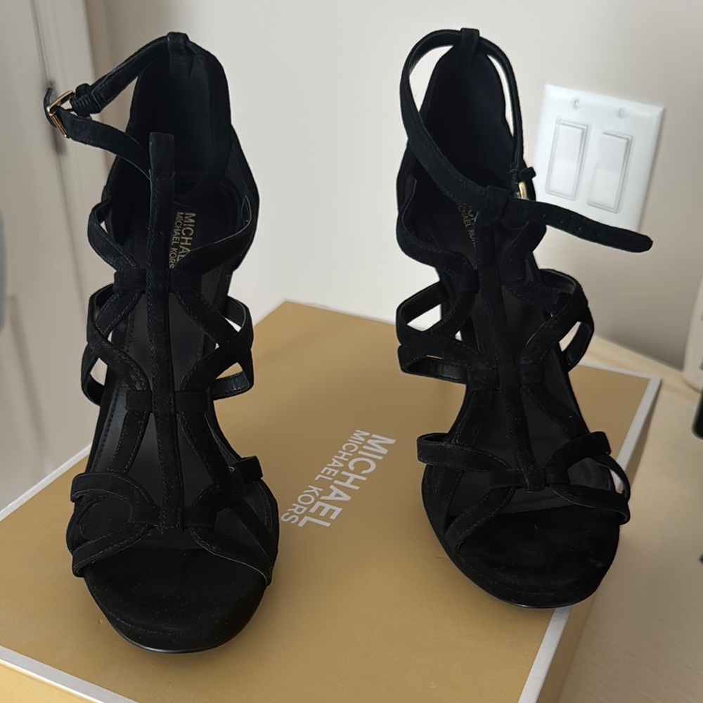 Michael Kors Black Heels Womens Size 9.5